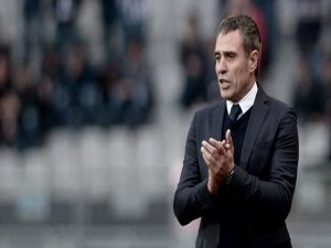 Ersun Yanal Geldi Ve...