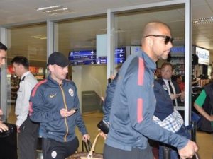 Derbi Öncesi Marş Krizi !