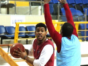 Fırtına Eurocup'a Hazırlanıyor.