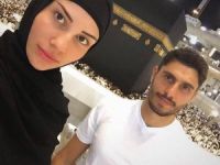 Özer ve Eşi Umre'de